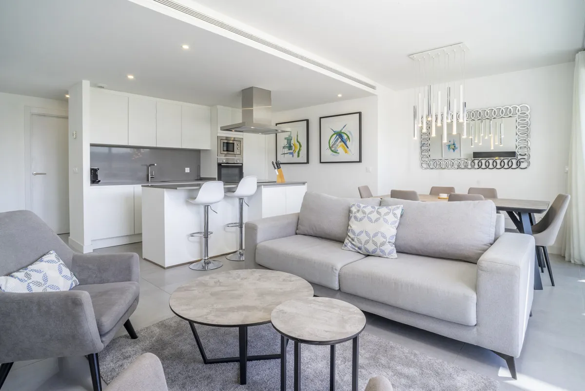 0288244e-5b92-4e88-b425-ad916b41a69c