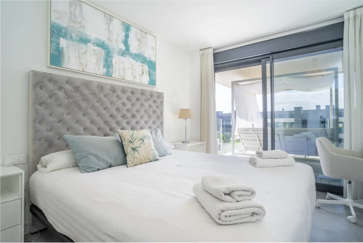 773855f5-1fd6-40d6-ab38-19e4e3779a50