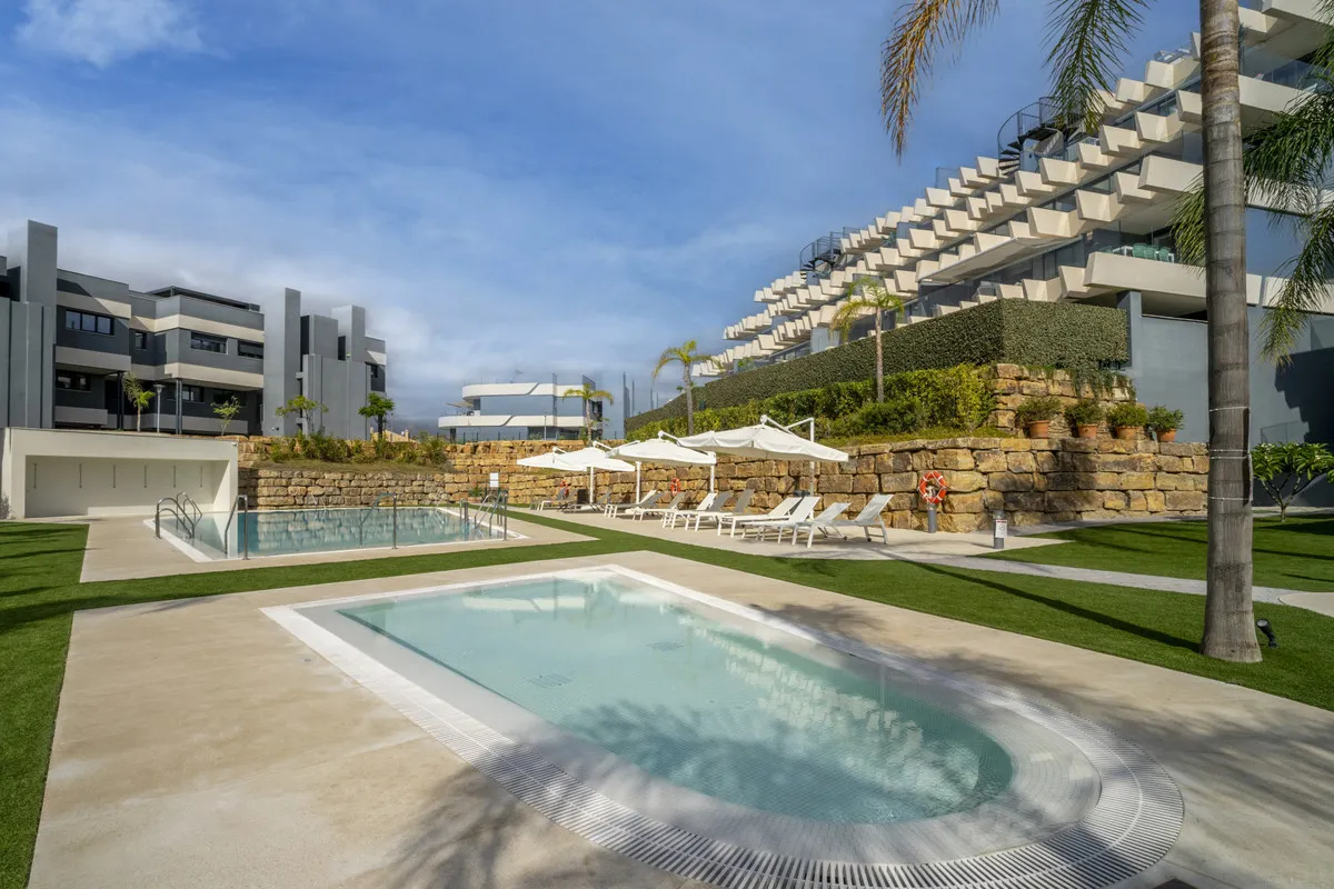 7a37d5a9-76e8-4cbb-a918-5424991a9839