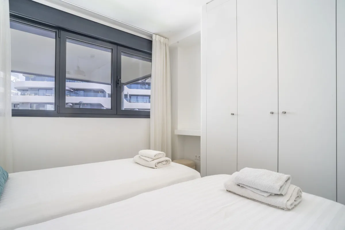 af3e1ac2-5cbd-4e5b-ae6f-25ea8b7fcf80