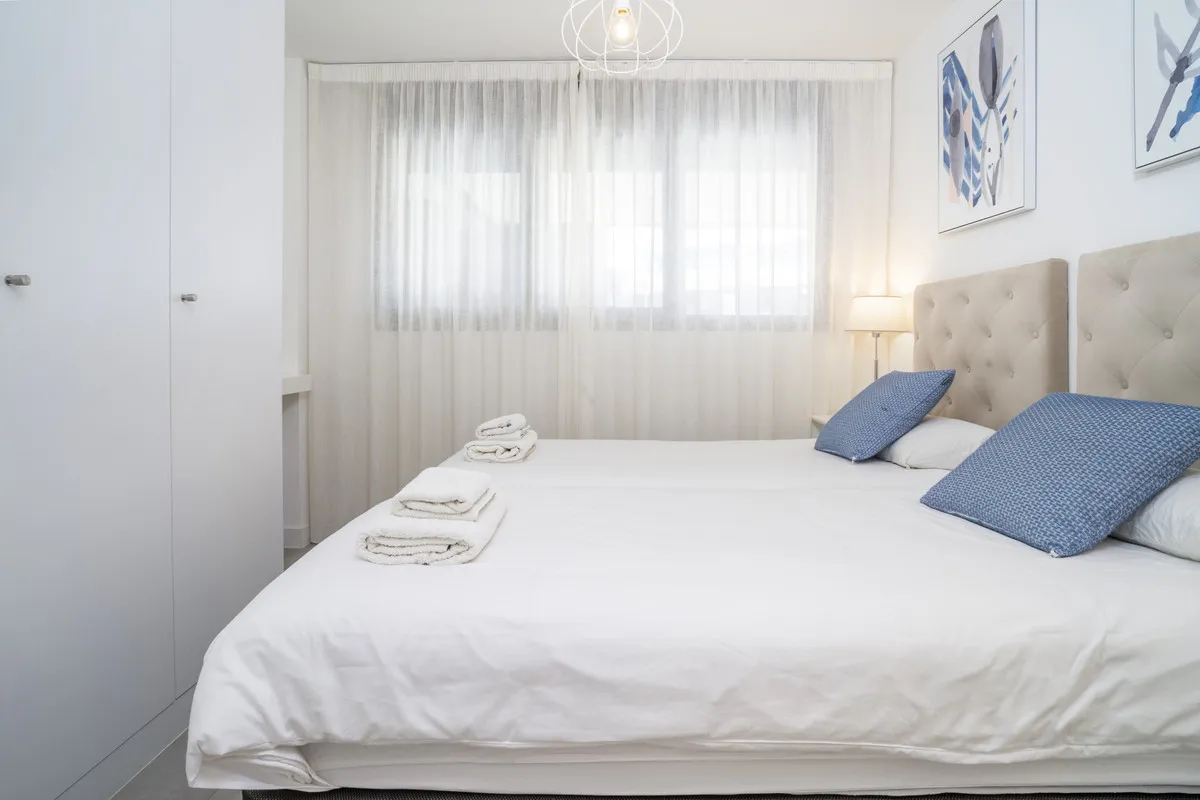 fca88bec-fcd6-4bd8-869a-e977b370a441