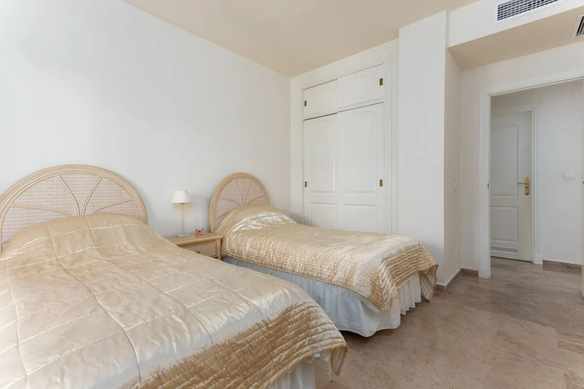 32609dee-6392-49df-8efb-e57b3f63eaec