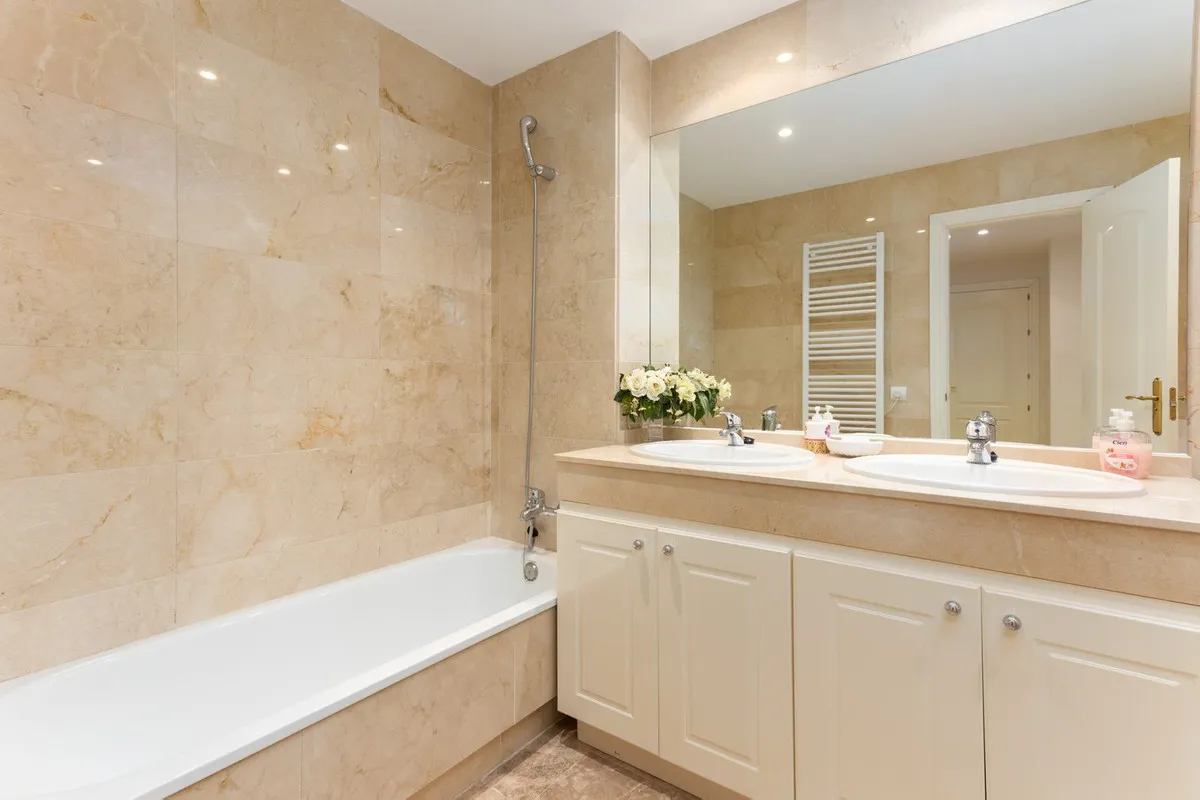 3f5e4d02-45be-4e68-b38d-c5ef113e519d