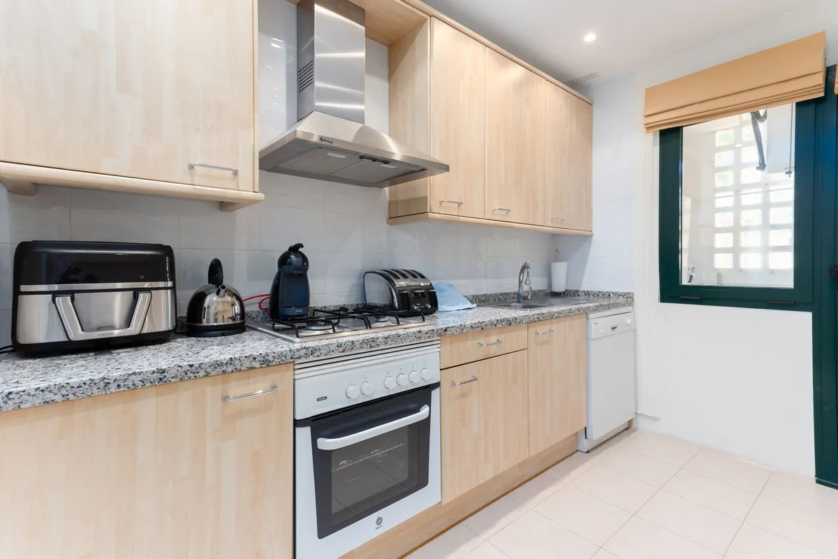 e56a58c7-c83f-45a5-90f0-2fffe68b0b00