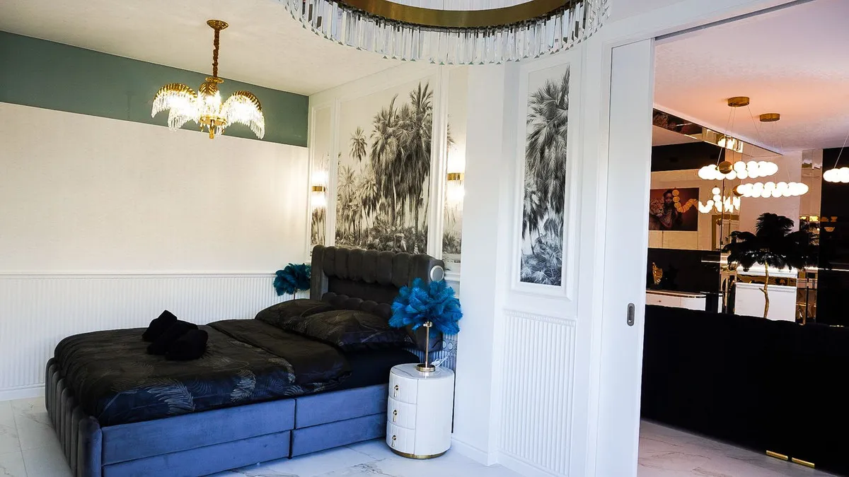 2f9f65e4-61e2-4312-a9d7-722703db209b