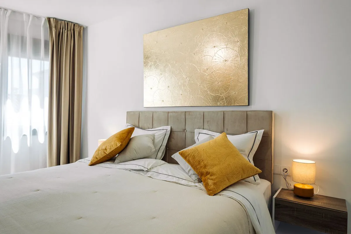 96370018-00a9-470a-8676-663545bb95c4