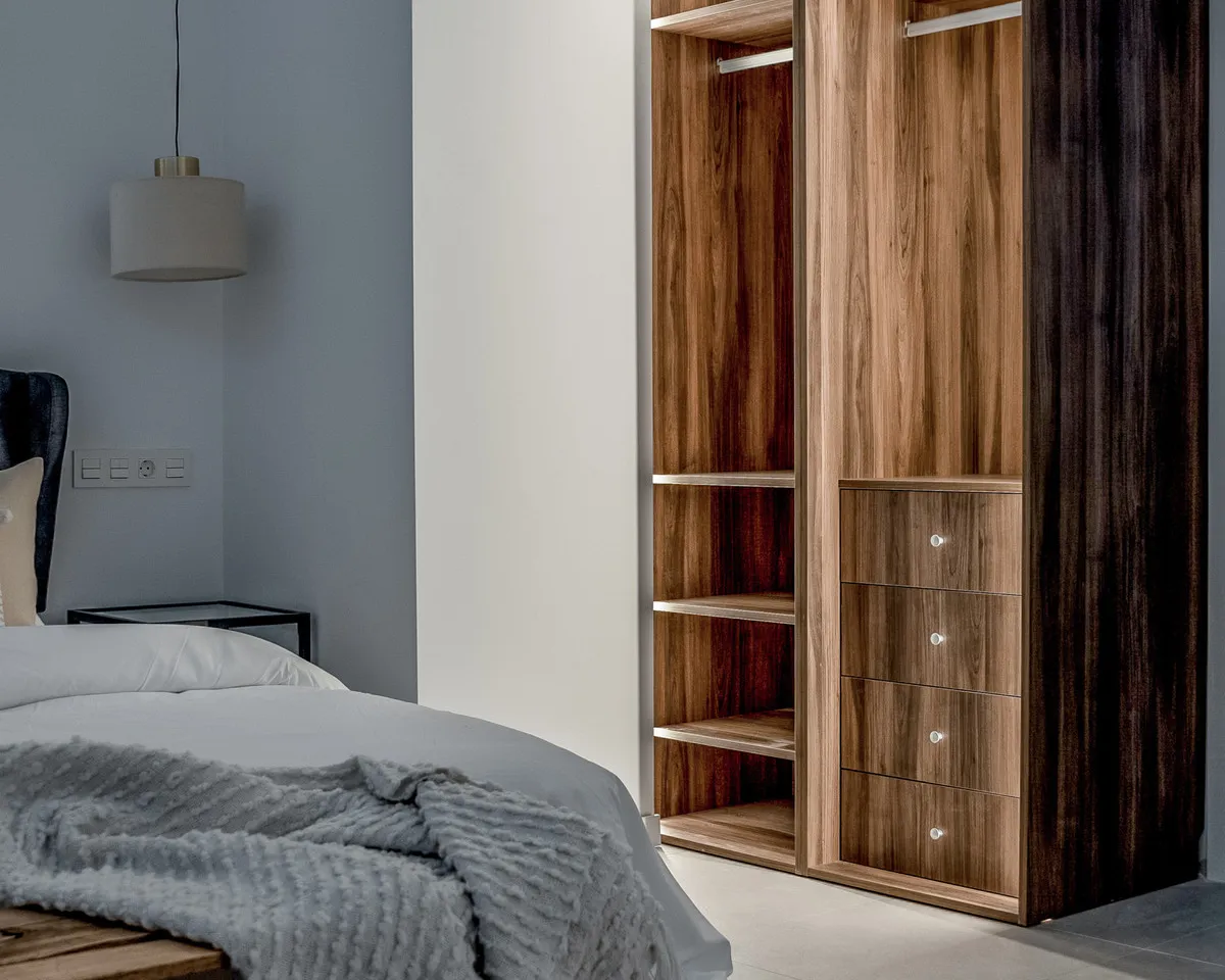 f326bc60-9400-4d44-9235-173a06f6c99b