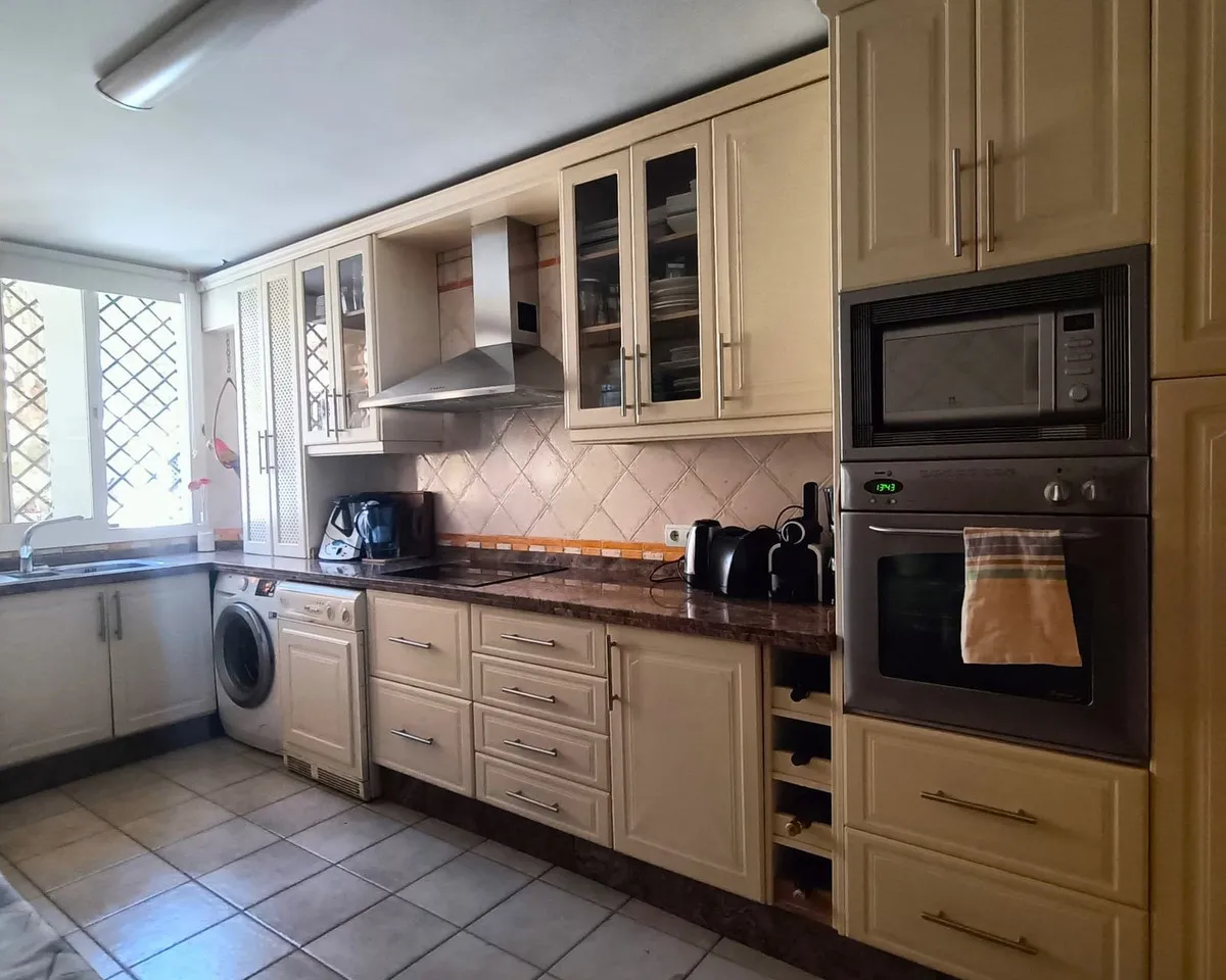 005a8816-dd7e-4b51-9391-14fe0e6e1b8b