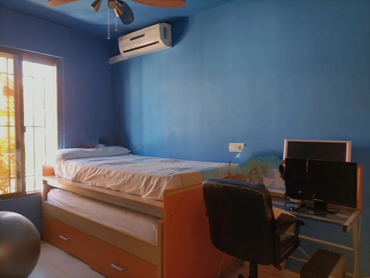 e07da669-0e6c-43bb-8c53-395e1e2d3db0