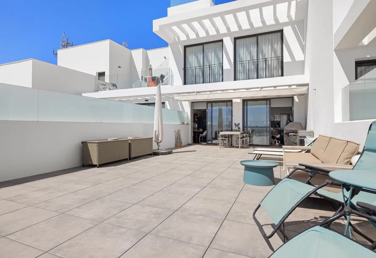 657c5e94-2883-4a6e-9a00-e40f470e86b1