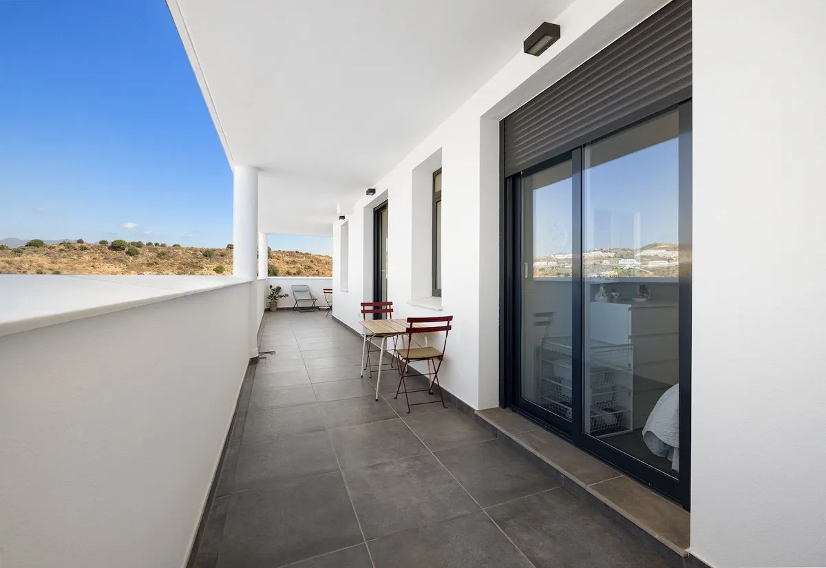 ac60eb6e-c04e-45b5-af80-2687c4deaece