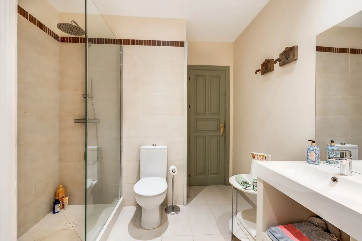 156674de-e2ef-4f88-892d-0326dbe711e8