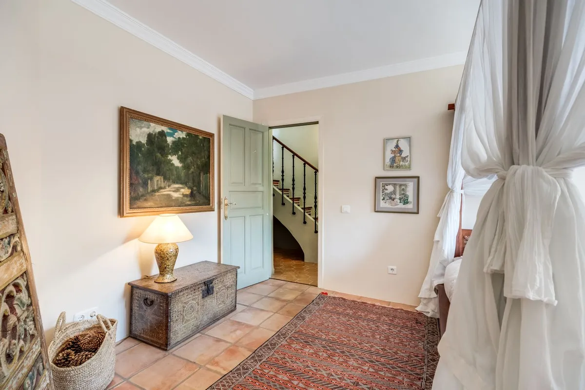 94c00048-5967-4641-bc53-ffa07ddbc26f