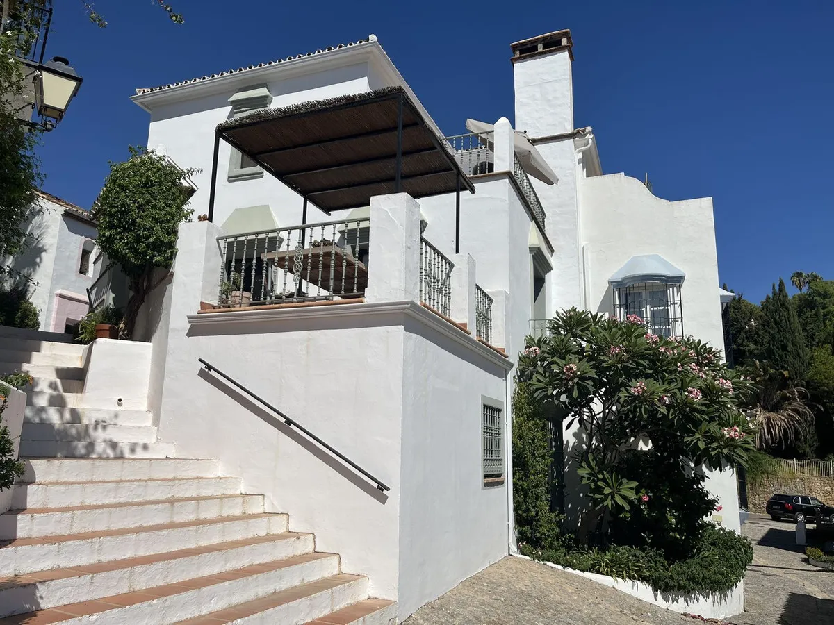 9516f754-4d12-4685-a930-bec1cd0b5f6f