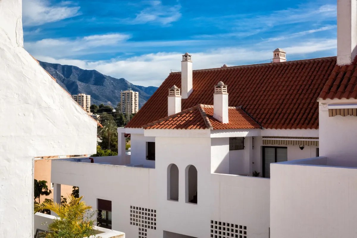 6c03ee00-fb21-4945-989f-4195c72ac38b