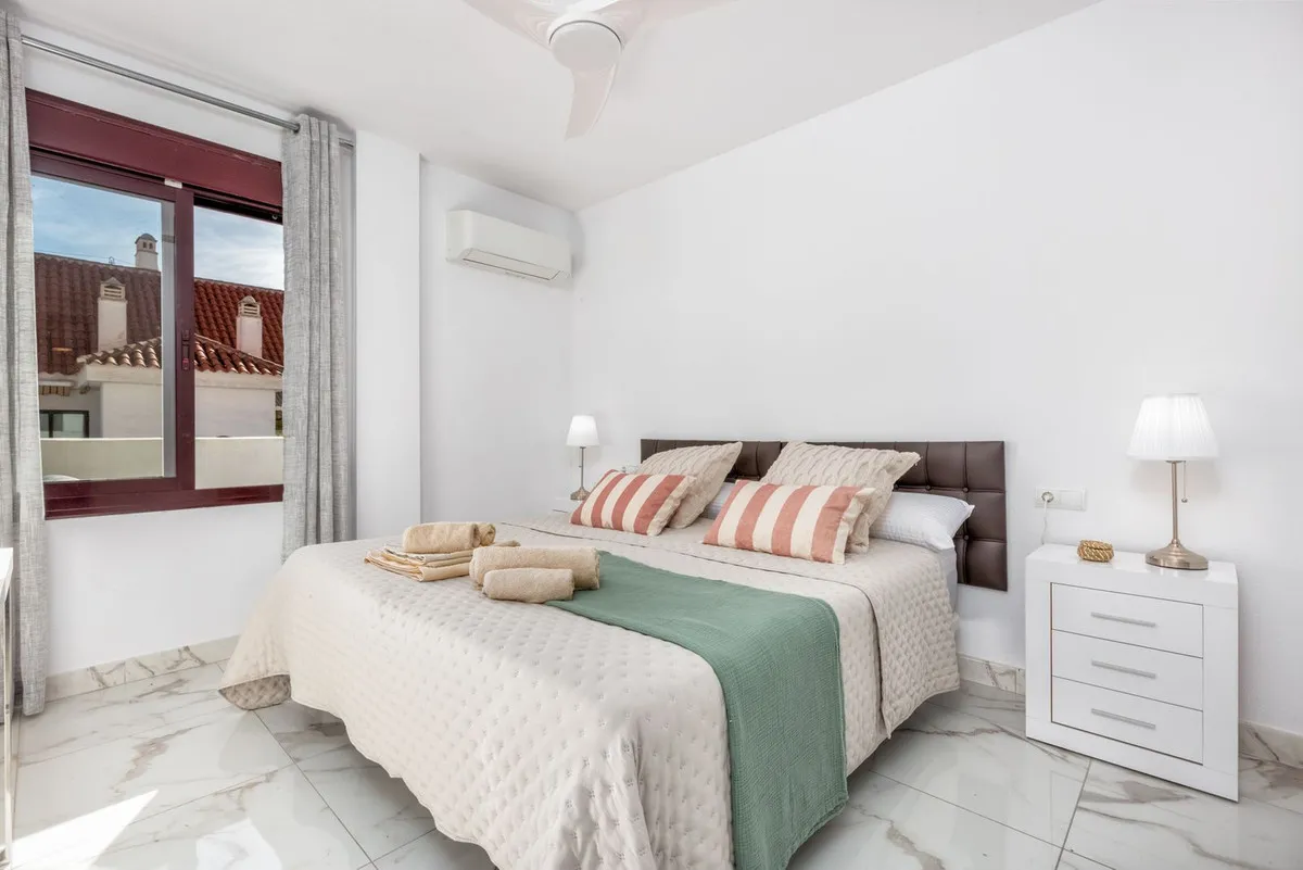 d621c980-782b-4a1d-937b-f7aef2647138