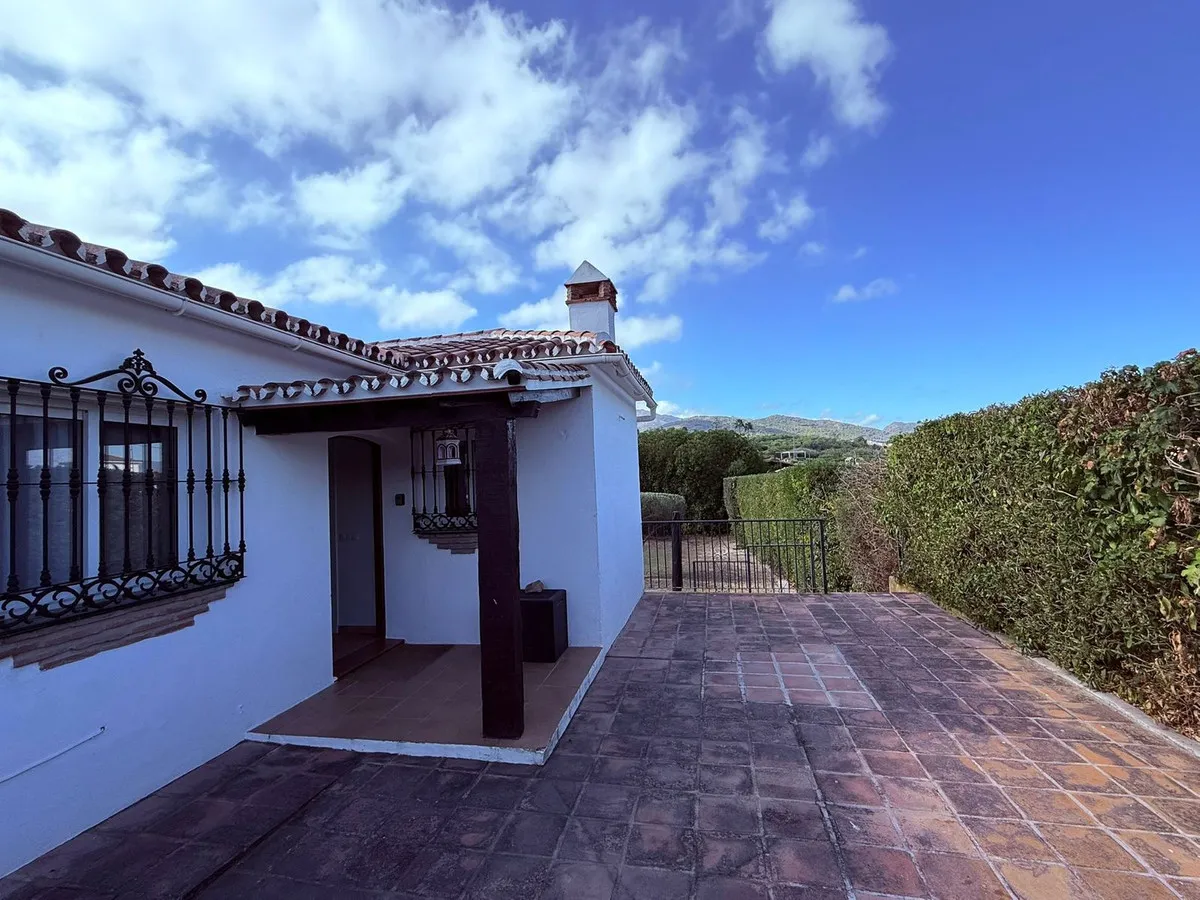 02e5c03c-94d9-4e32-9ef5-542b091fb0ce