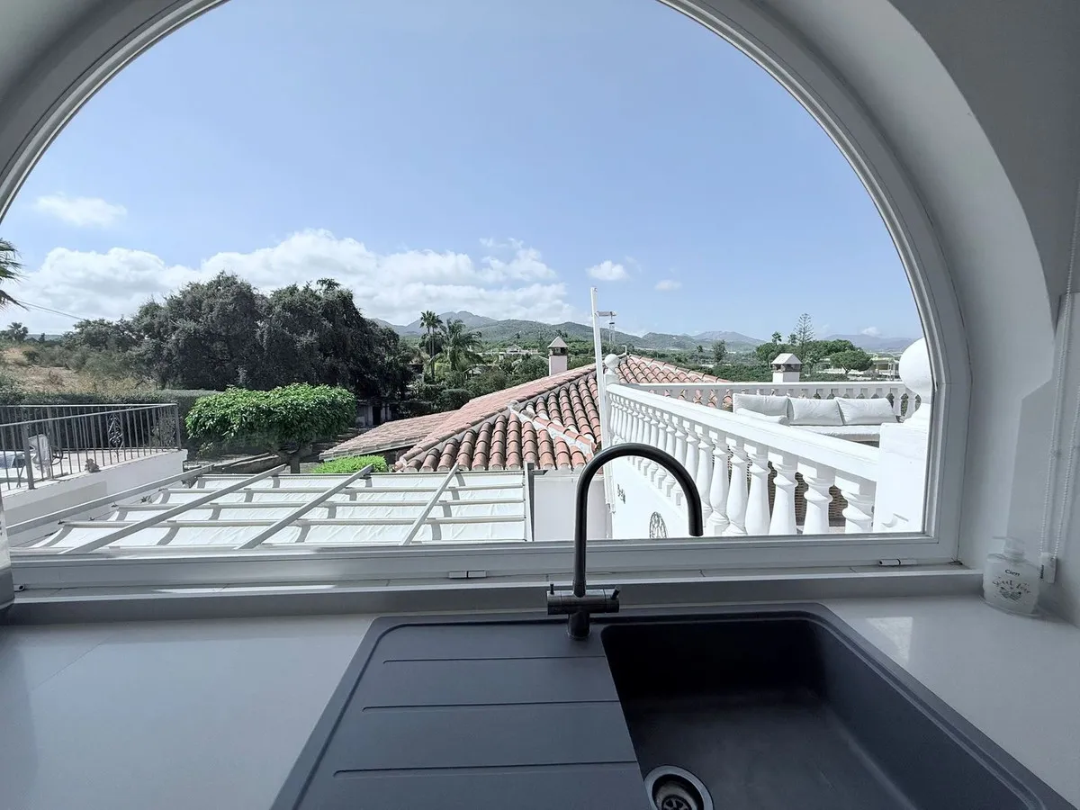 85bb54de-30c1-4dc2-a8c8-ff75d884ced2