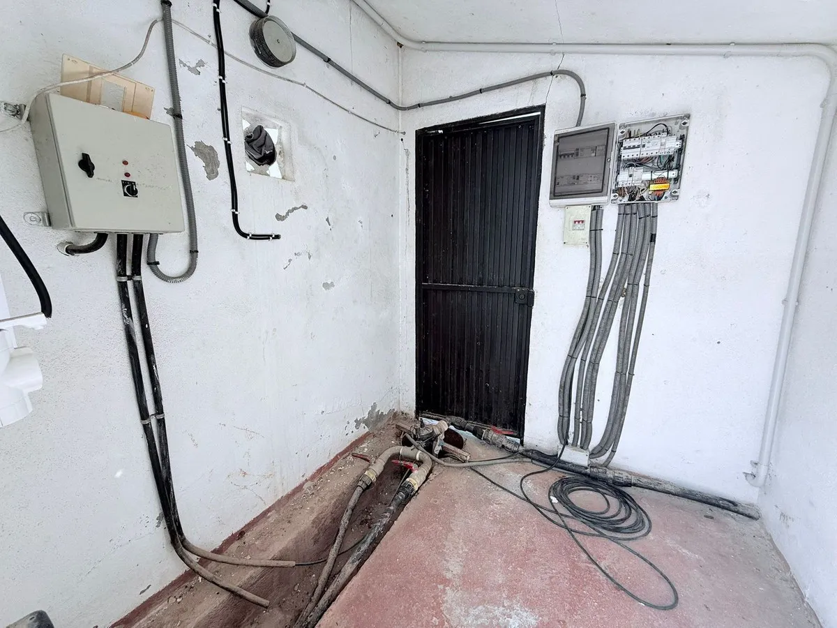 fa5adea5-1d74-4fdb-8aa5-d7843bdcdb76