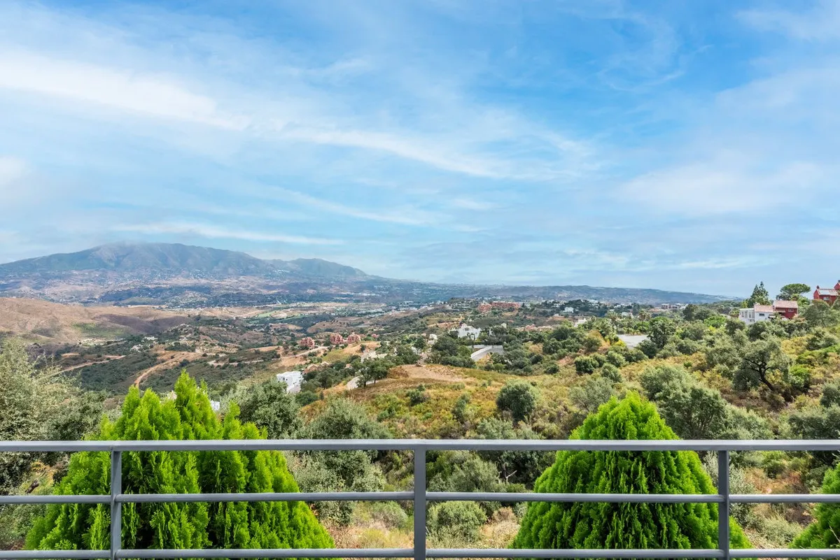 1f1a1e06-2187-45d0-ae1d-a1aae485bcb0