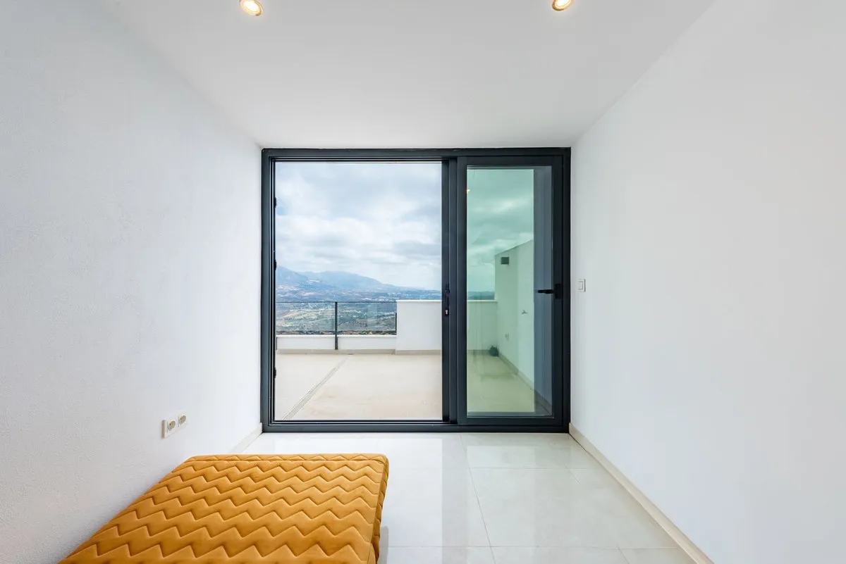 6343735c-08ea-4d41-a9e0-c9b7363472a7