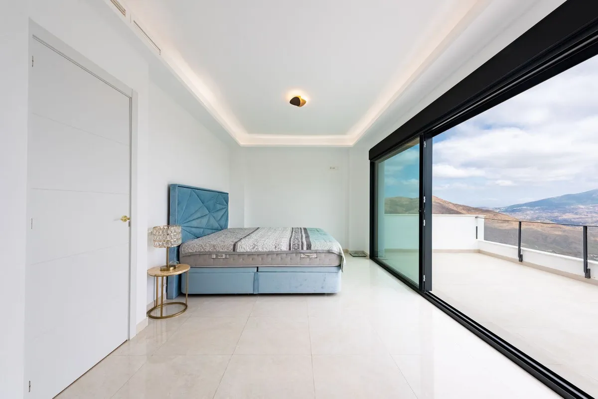 7621fe0a-888f-492e-a890-892bebea7471