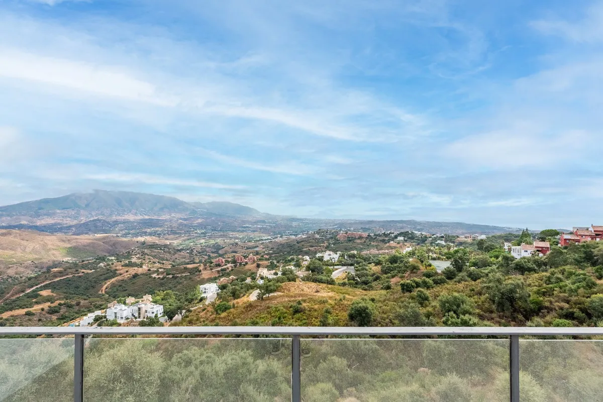 7aab8e4a-e295-484c-b37b-cc58fe9a8579