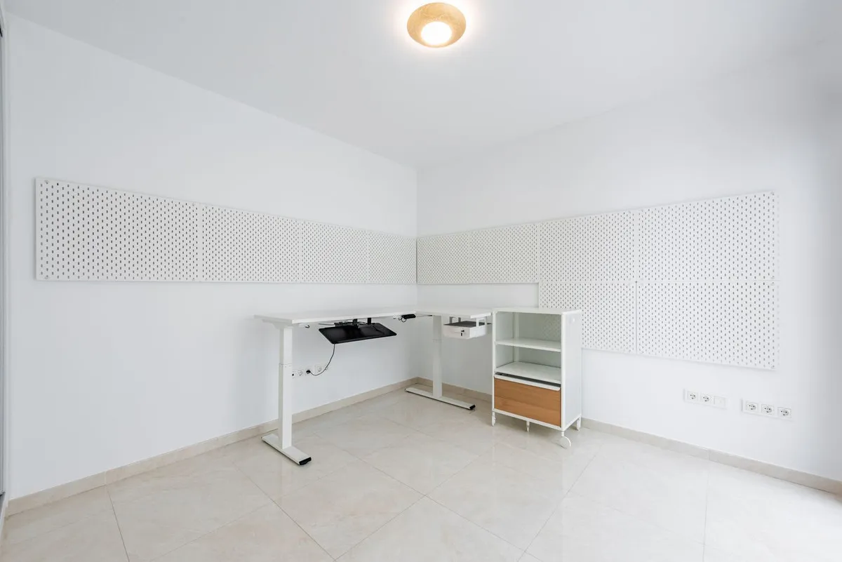 8e87100e-4578-4f86-9f21-ff81832e64fa