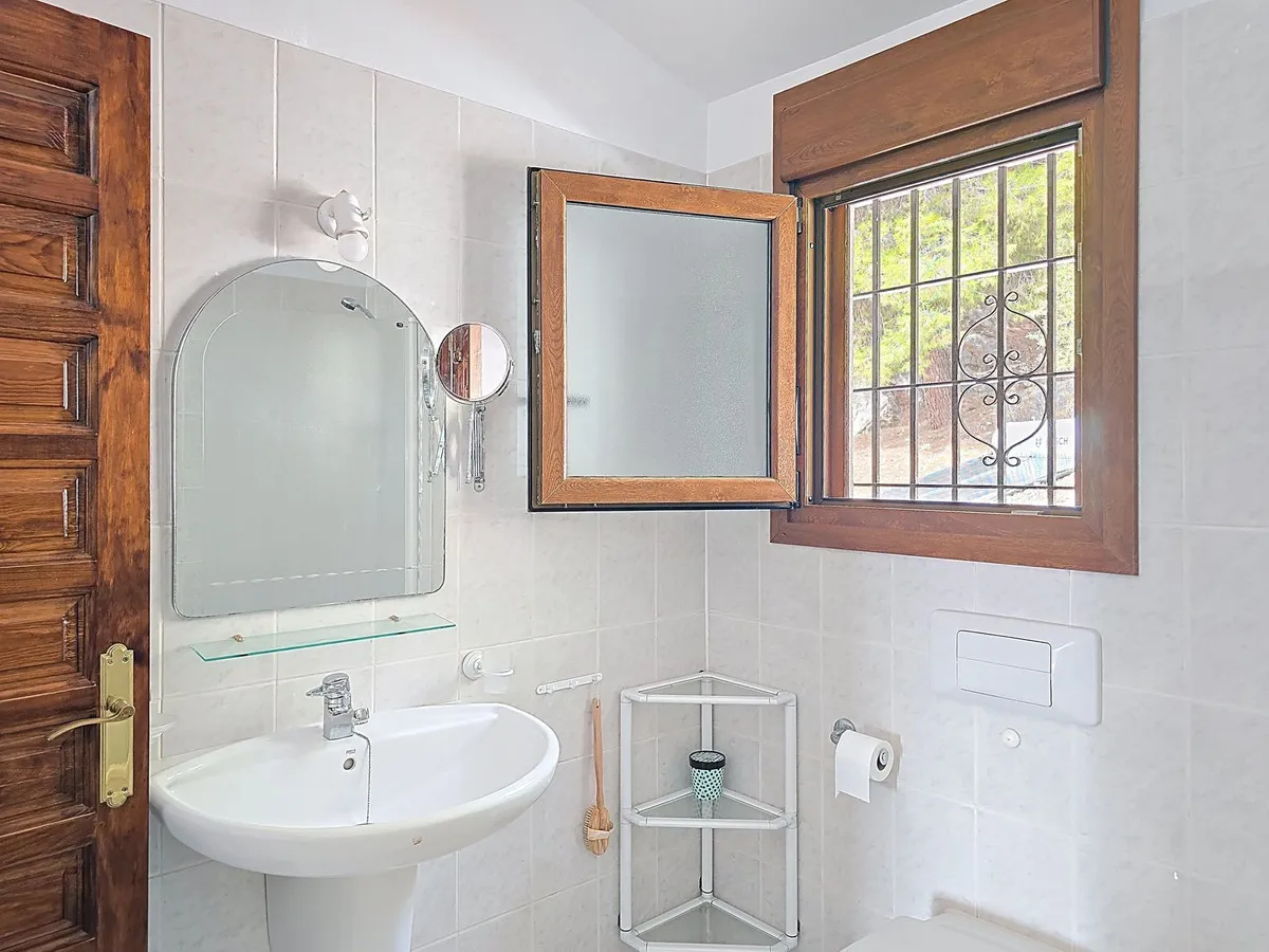 2f7eb3a5-420e-468e-bdc6-85b4a3fae1e0