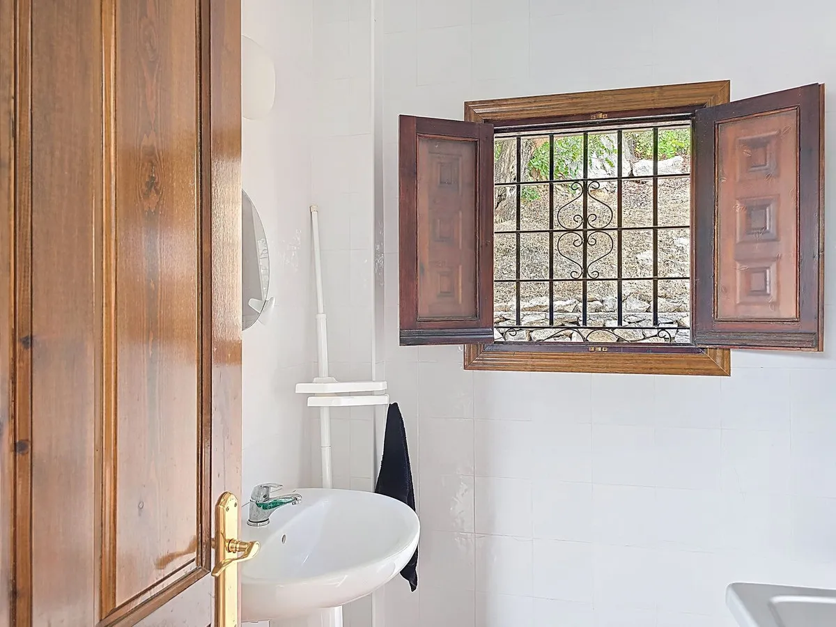 4ecb4a01-fd1d-48e4-be86-087984bbc320