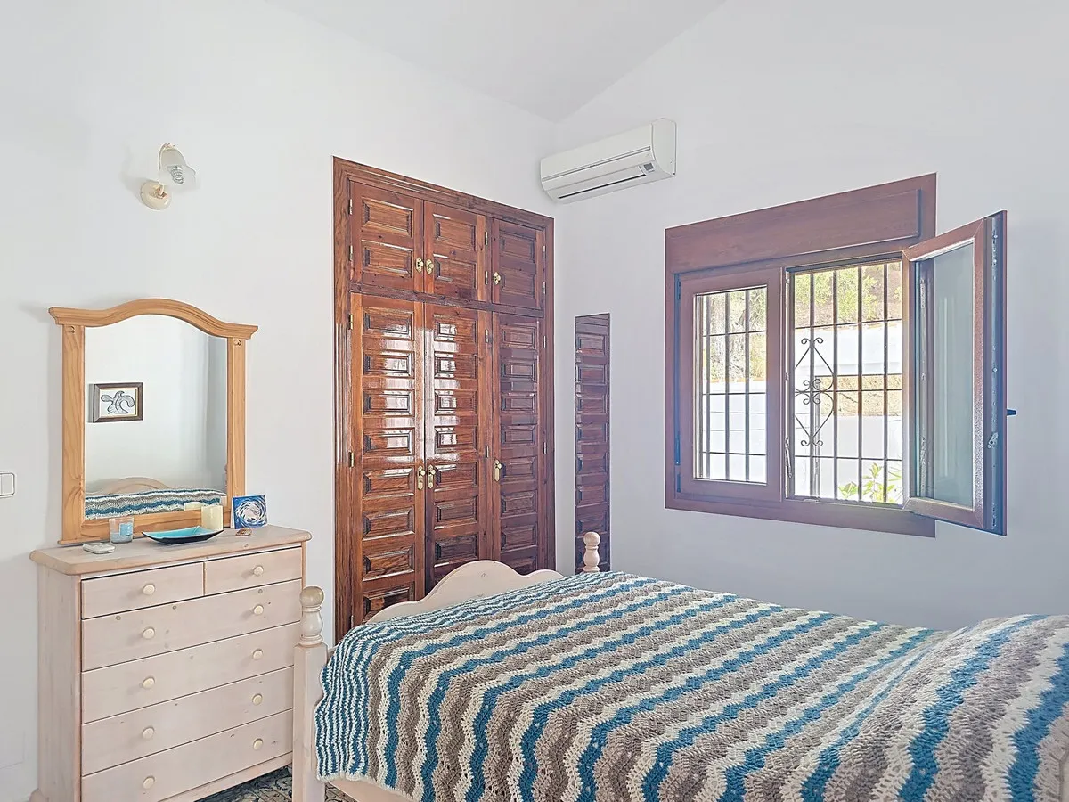 a22131d4-4e7f-4d30-94f0-cf745db3aef0