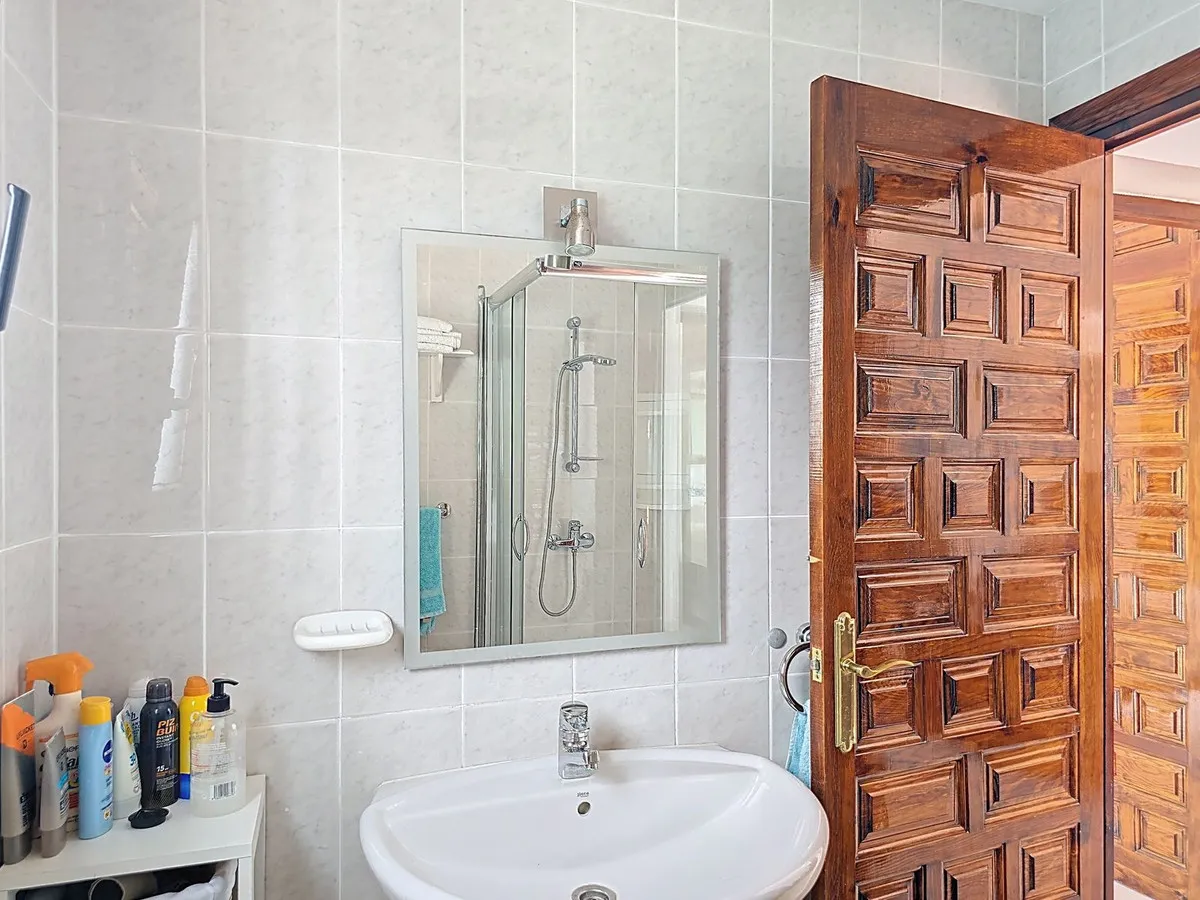 ce6ec2df-afe5-41ce-ae2a-28fc8eade12f