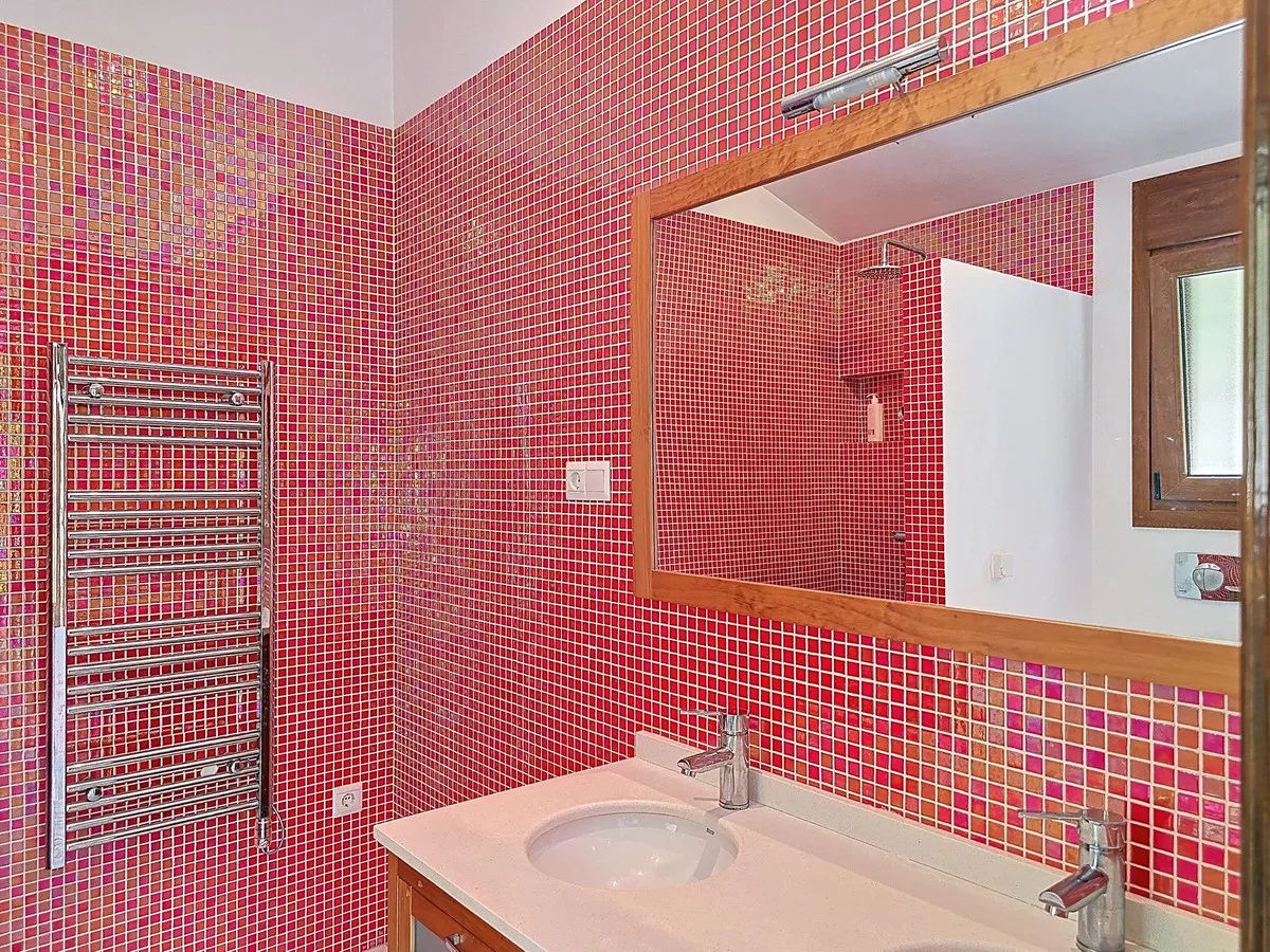 db54e766-b9b0-43a6-bb4d-df3f8f3aa520