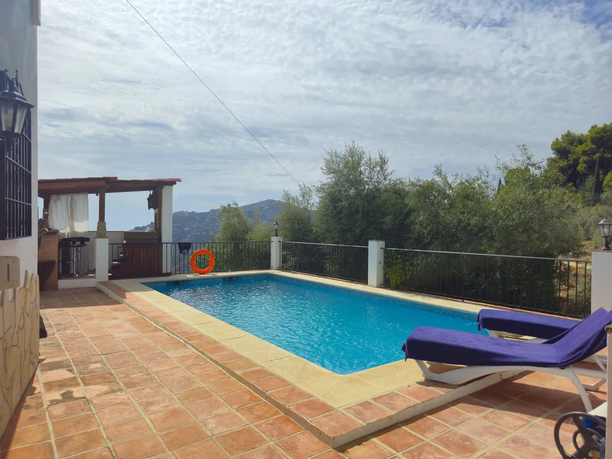 f70aad6b-aca8-439e-9c0e-32036c858df9