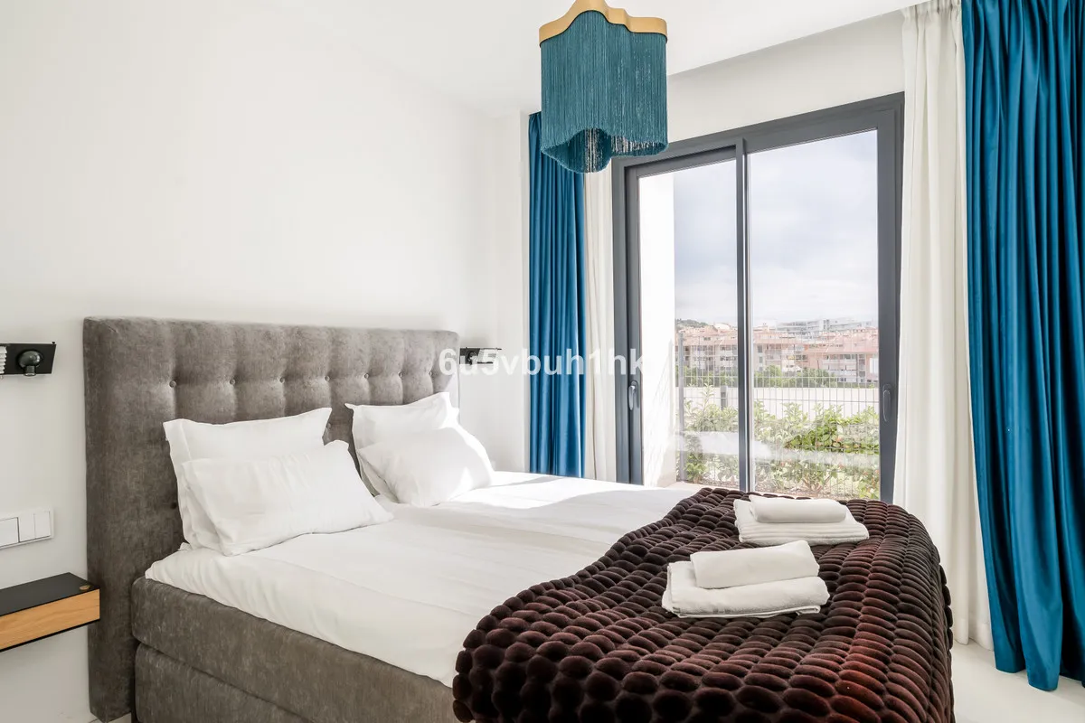 5ccf8d19-70a9-4c66-b161-35a46b849c55