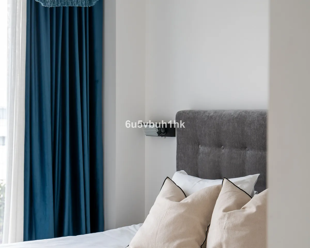 684a93f0-b3d8-4e47-b073-2ec91203968d