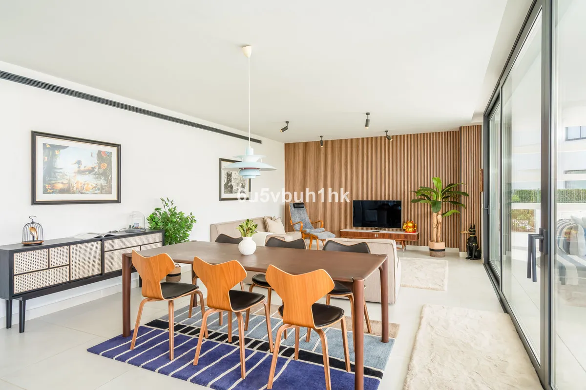 f57a9933-6146-4e98-9b34-920d79c0d765