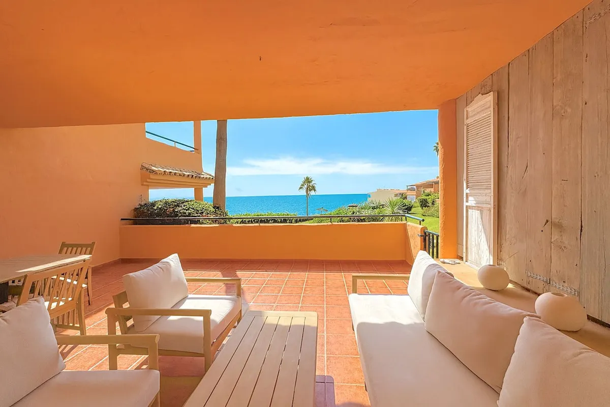 5f00d535-72a9-41c0-9c9f-8f0962d9292e