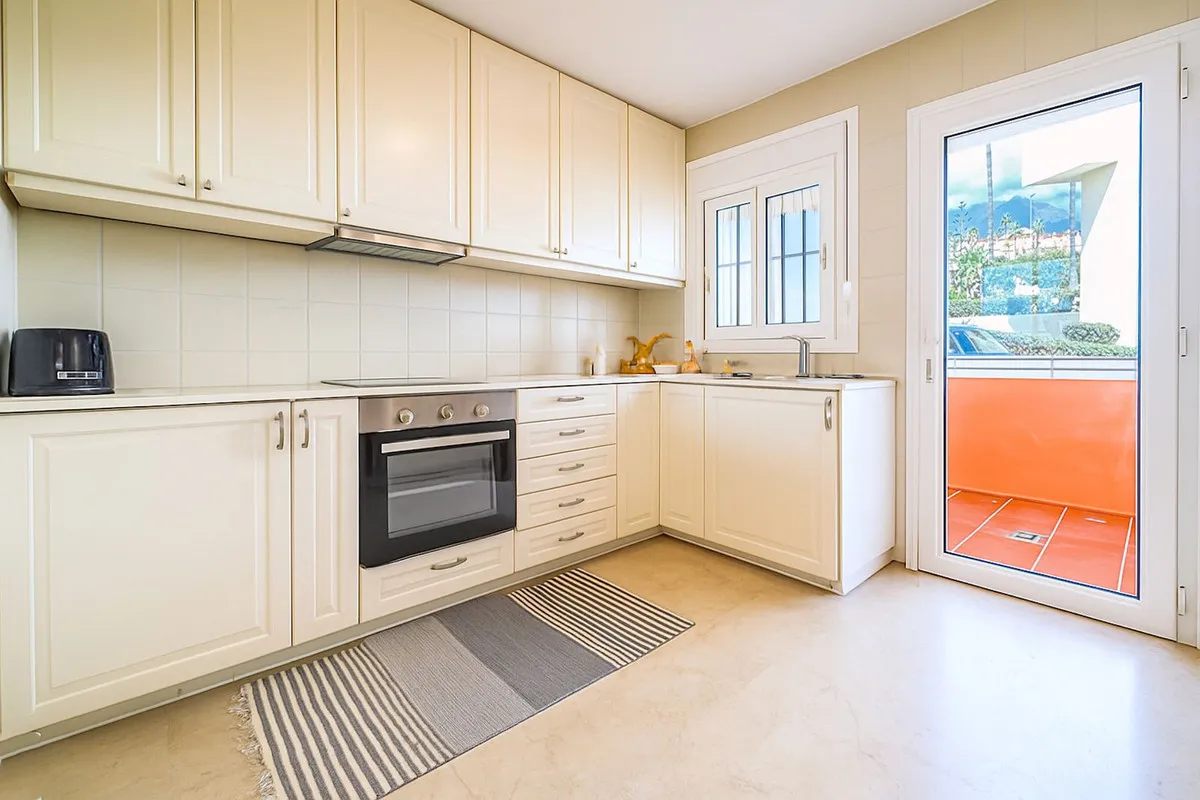 7d4faa54-622e-4d90-8176-41711dce041f