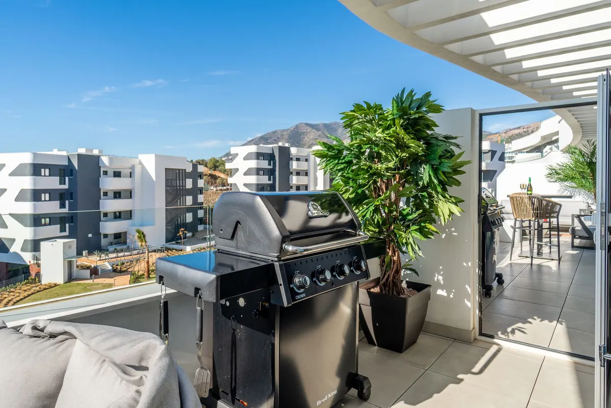 9bfd5df4-619e-41de-b39f-893de19a341d