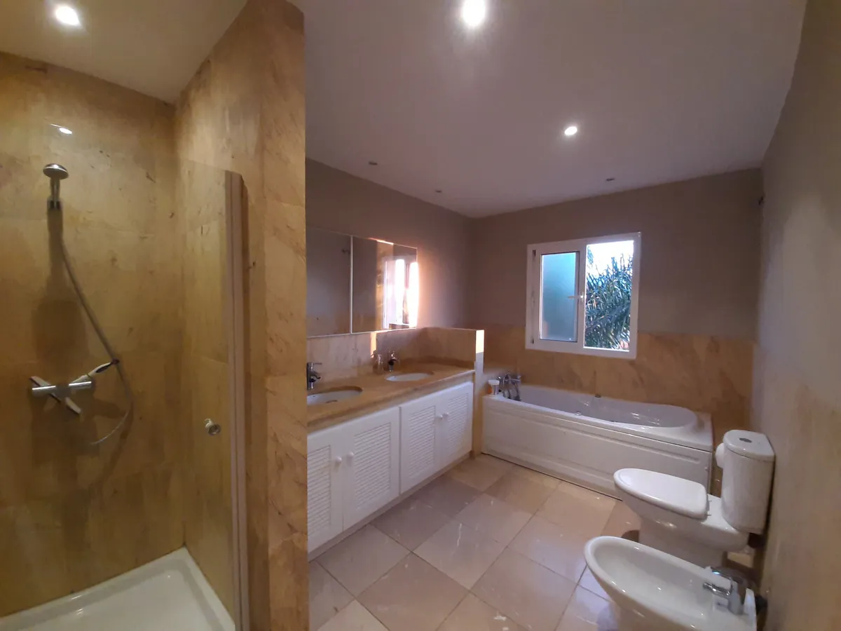 0fee11cc-3a5c-4498-990e-2bd9c378636b