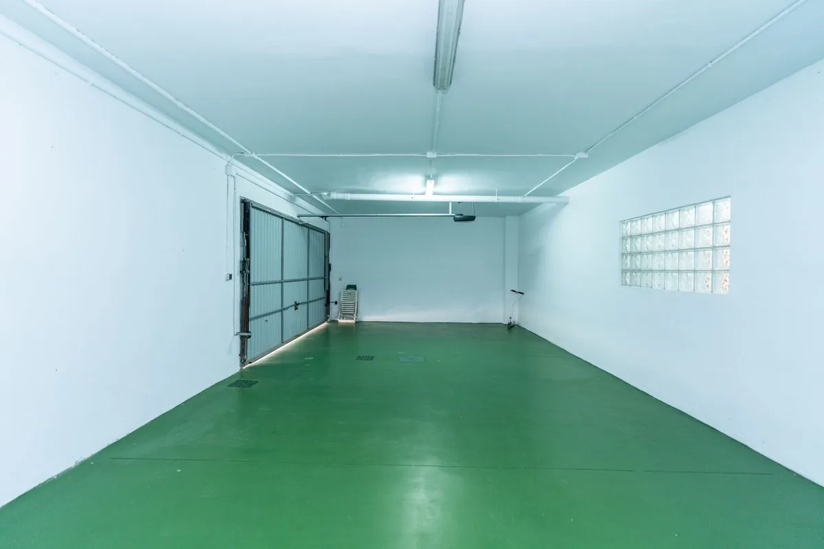 1cdd9820-2464-416b-8b7e-09d2a6acf83c