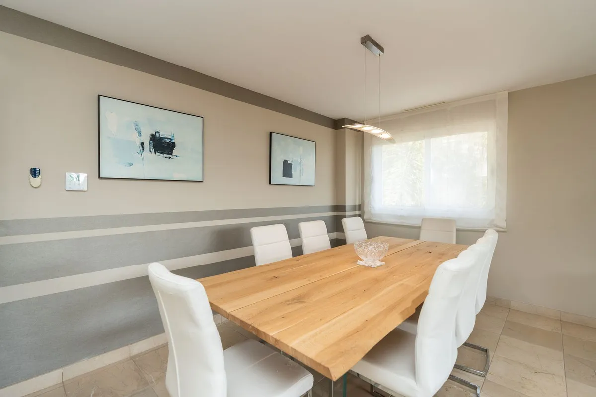 23e9f205-96e3-4fa2-9bbe-867e49215961