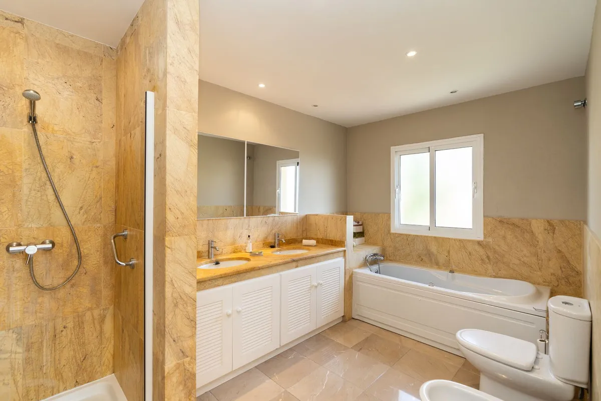 4b1e56b5-e21f-4913-97e0-9fb505f3fa4e