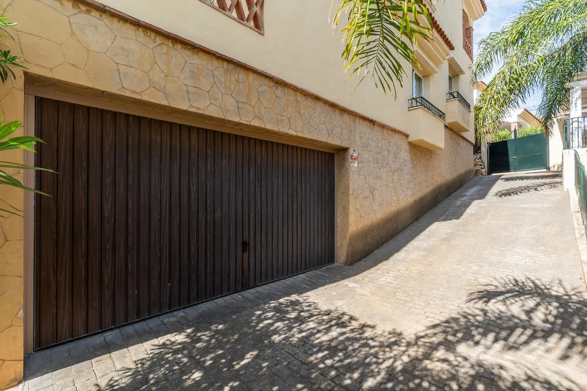 4c9cdca3-2952-48b5-b90a-e27227ccb8c5