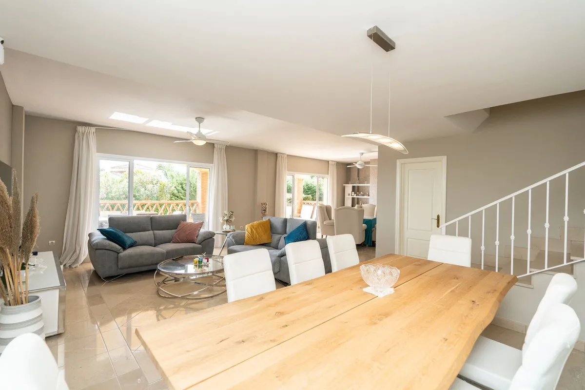 68b848ef-e0cb-4956-a718-80d4bc2c16ab