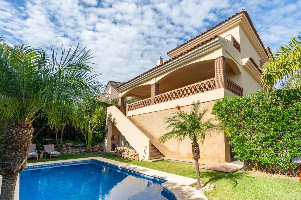 eba8fb81-6287-4d6a-8777-6d2ed4bda8aa