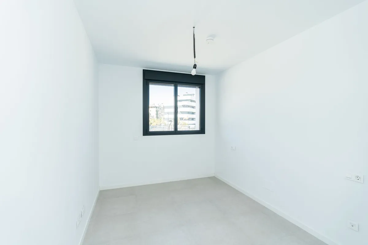 055195ec-5af5-43c3-b6d1-8882b136572b