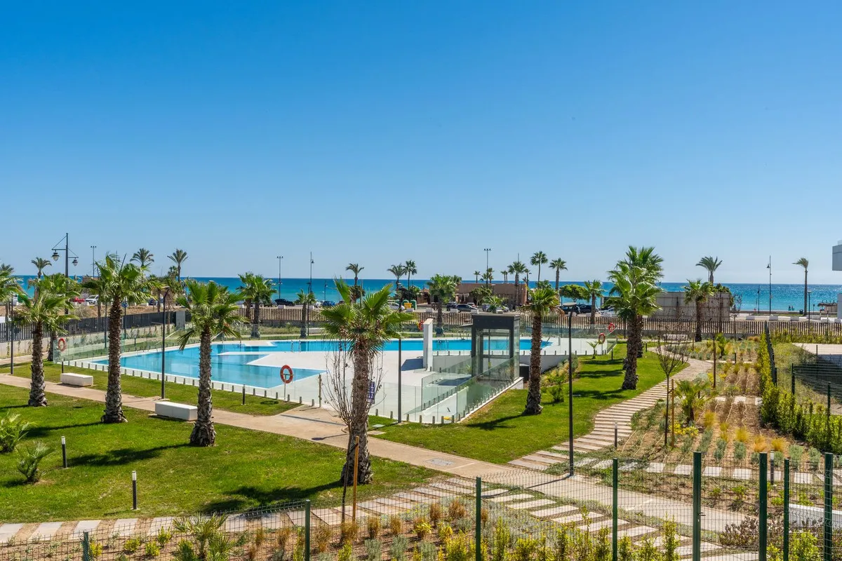 b42374d1-c5c0-44fe-b410-7815f4ff2f38