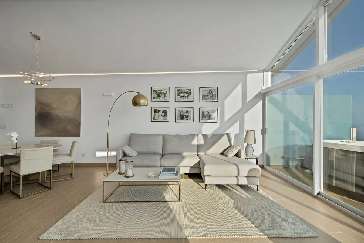 5d30aee9-e55b-40b0-be6c-c62f3da57f7e